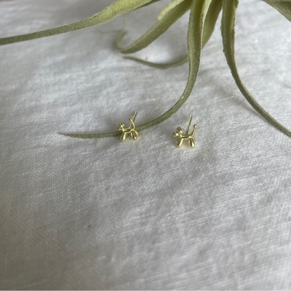 🌟 Buy 2 Pairs, Get One Free, NWT Gold-Tone Tiny Balloon Dog Stud Earrings - Picture 2 of 8
